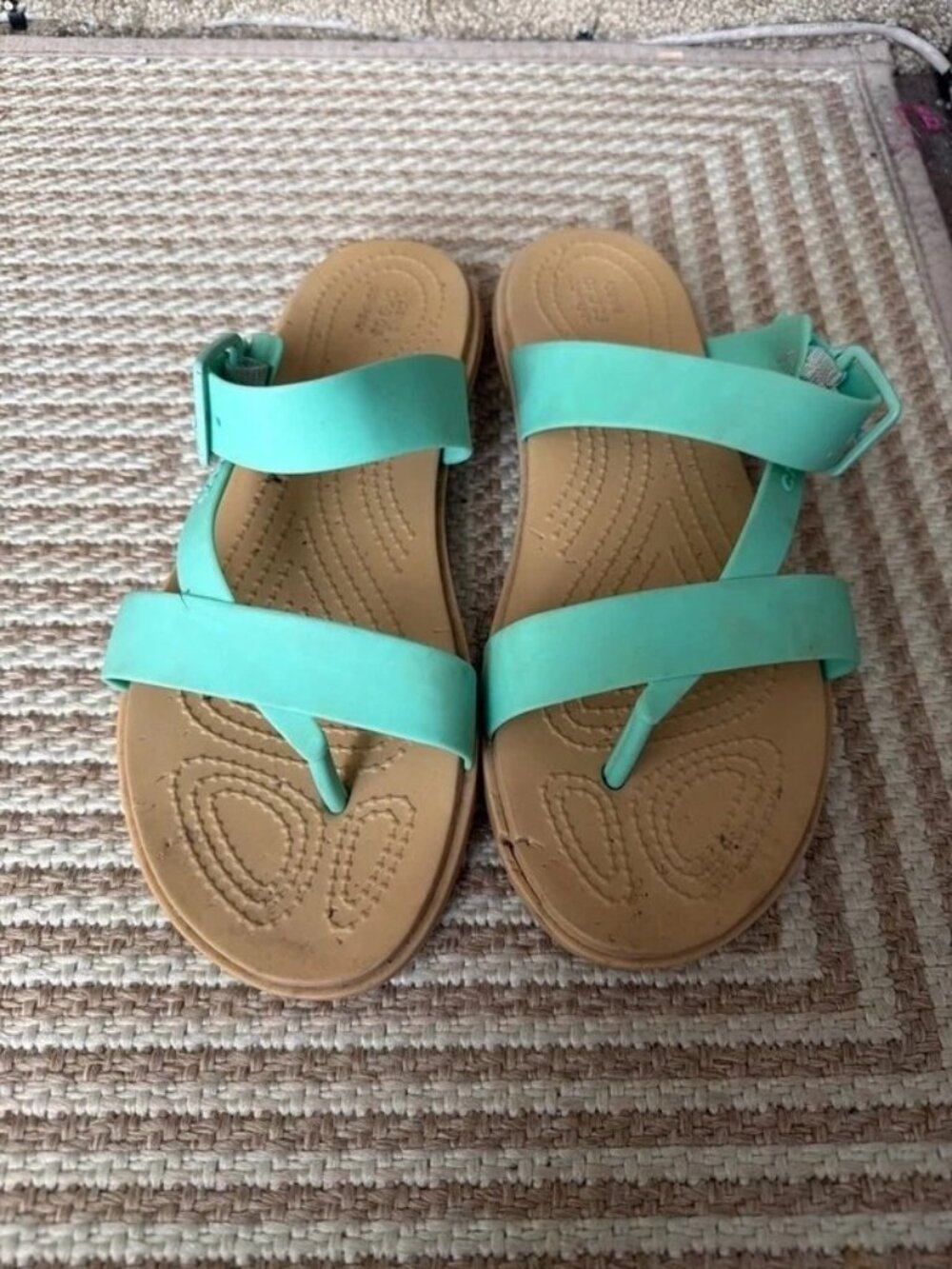 Crocs Iconic Comfort Womens Size US 8 Turquoise Mint Casual Sandals Footwear